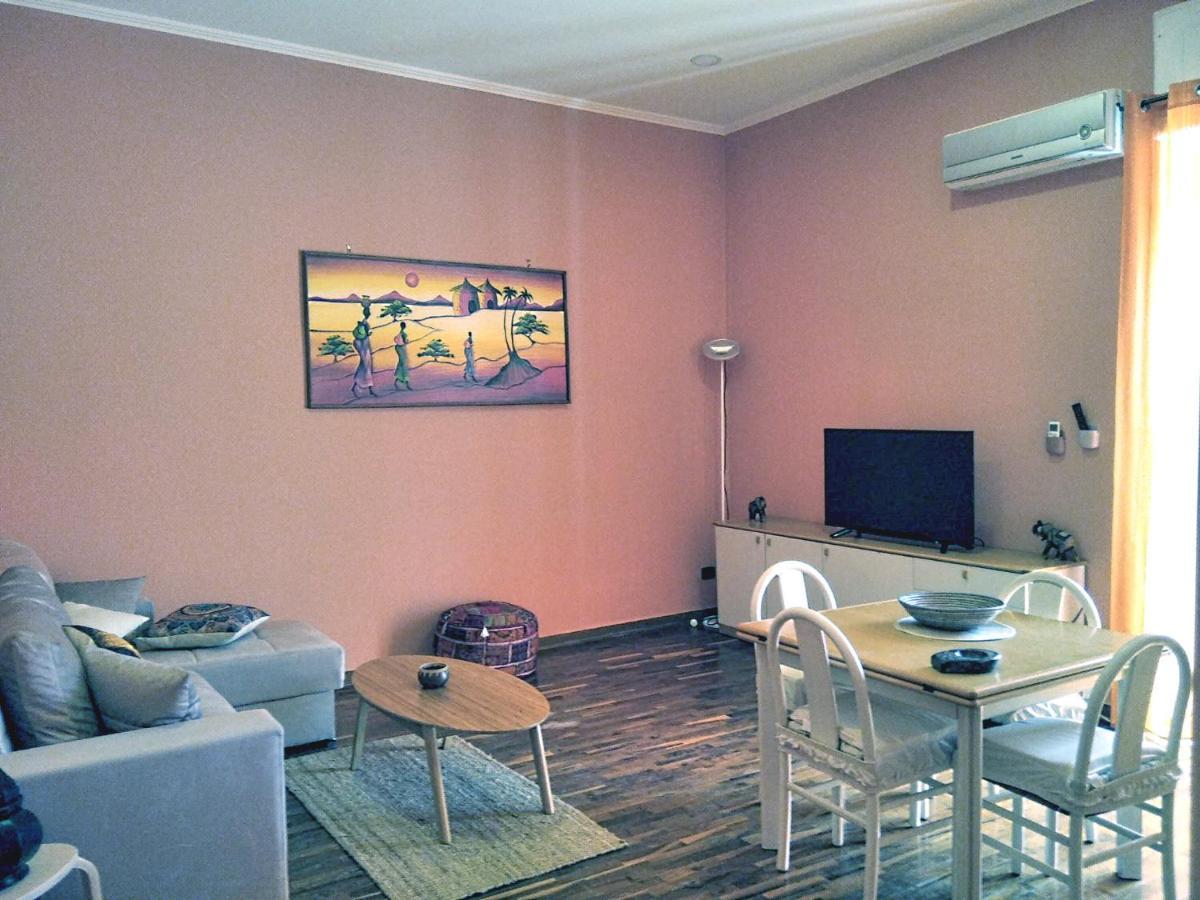 Jamila Apartment Наполи Екстериор снимка