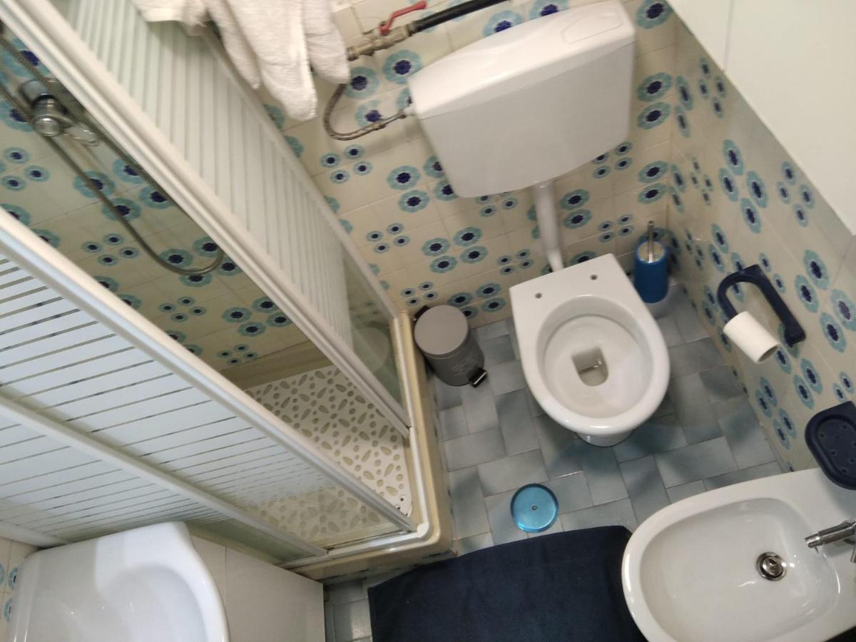 Jamila Apartment Наполи Екстериор снимка